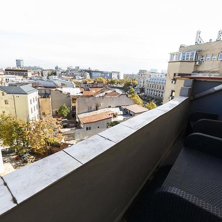 Roof Top Apartments Bukares Bagian luar foto